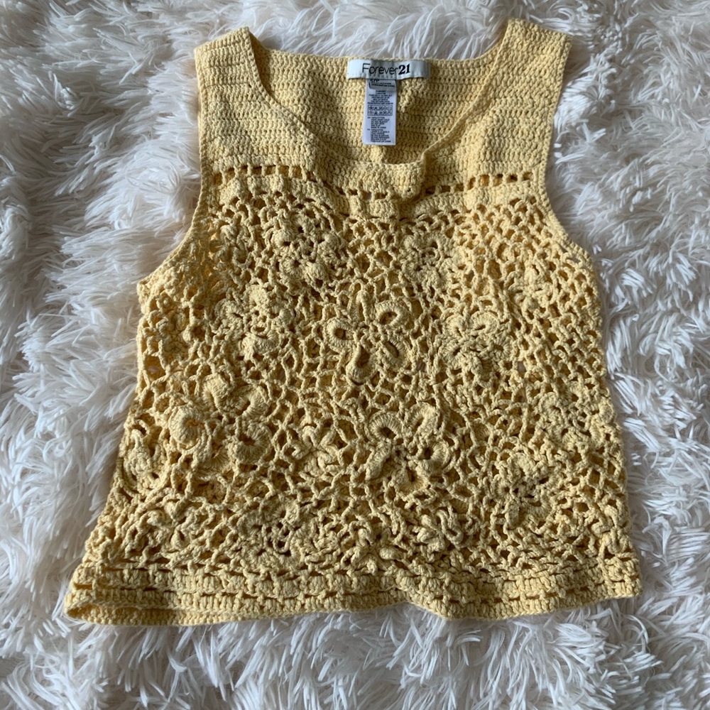 Forever 21 yellow crochet crop top small